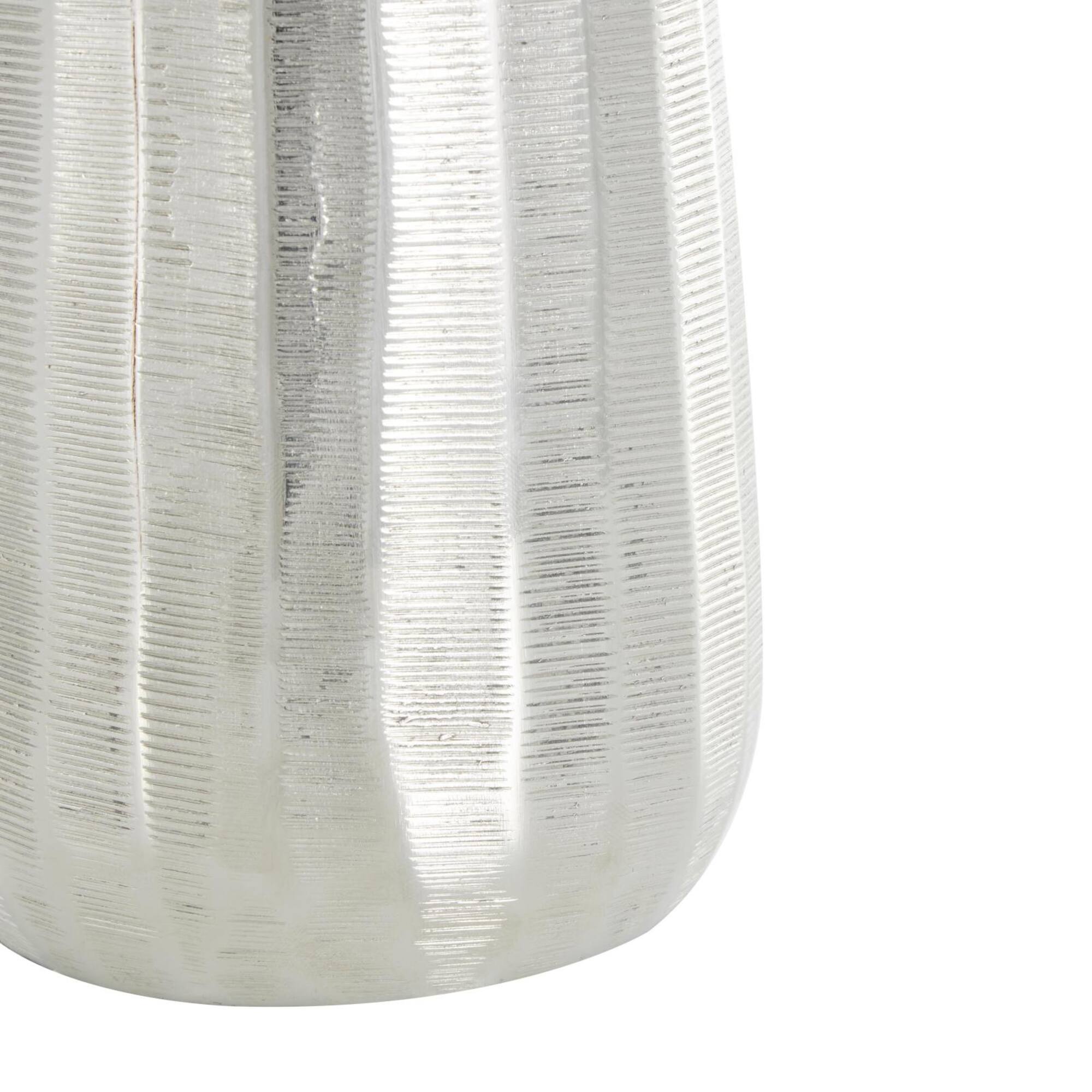 Silver Decorative Aluminum Vase Set with Wavy Accents & Textured Ridges